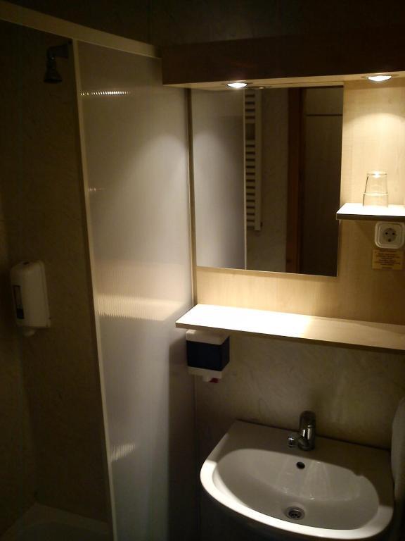 Grante Motel Esztergom Phòng bức ảnh