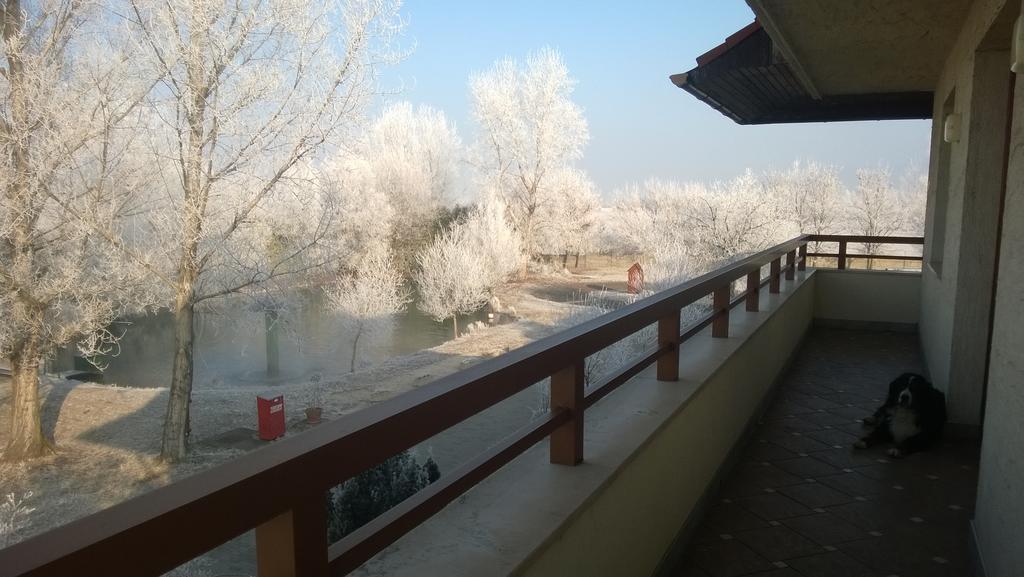 Grante Motel Esztergom Ngoại thất bức ảnh