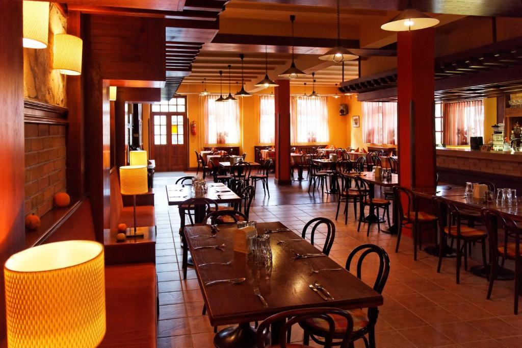 Grante Motel Esztergom Ngoại thất bức ảnh